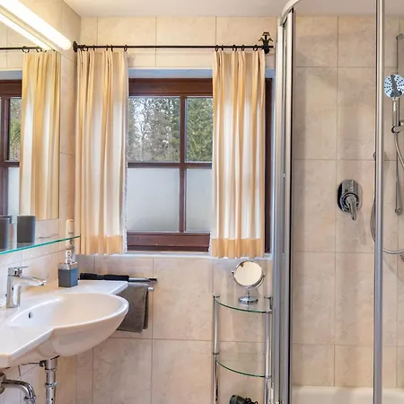 Fruehholz - Waxenstein